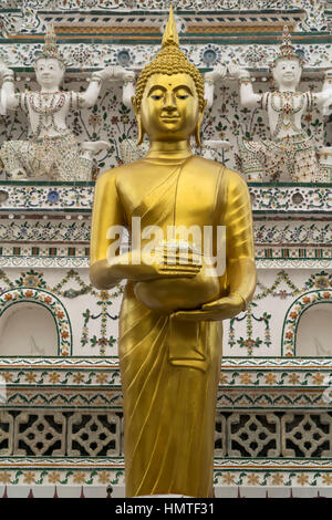 Buddha-Statue, Wat Arun, Bangkok, Thailand, Asien |   Buddha-Statue, Wat Arun, Bangkok, Thailand, Asien Stockfoto