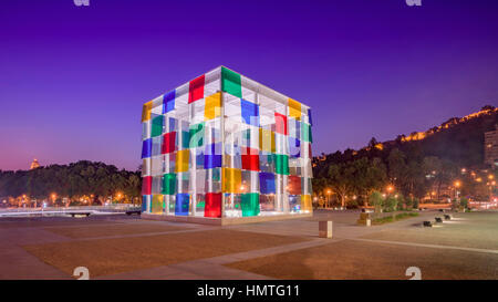 Die Pompidou Zentrum für Kunst, Muelle Uno, Hafen von Málaga, Costa Del Sol, Spanien. Der "Cube", geöffnet 28. März 2015. Stockfoto