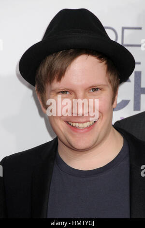 7. Januar 2015 - Los Angeles, CA, Vereinigte Staaten von Amerika - 7. Januar 2015 - Los Angeles, Kalifornien - Patrick Stump, Fall Out Boy. Peoples Choice Awards 2015 - Ankünfte im Nokia Theatre LA Live statt. Bildnachweis: Byron Purvis/AdMedia (Kredit-Bild: © Byron Purvis/AdMedia über ZUMA Draht) Stockfoto