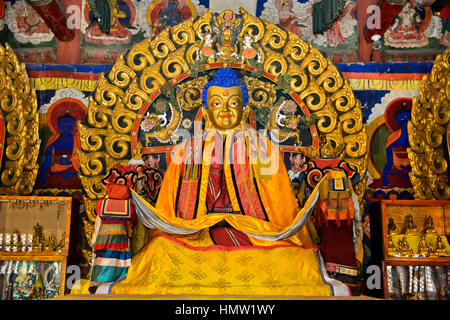 Shakyamuni Buddha-Statue im westlichen Dzuu Tempel, Kloster Erdene Zuu, Kharkhorin, Övörkhangai Aimag, Mongolei Stockfoto