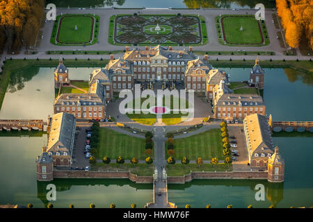 Barockschloss Schloss Nordkirchen im Herbst, Antenne, Nordkirchen, Münsterland, Nordrhein-Westfalen, Deutschland Stockfoto