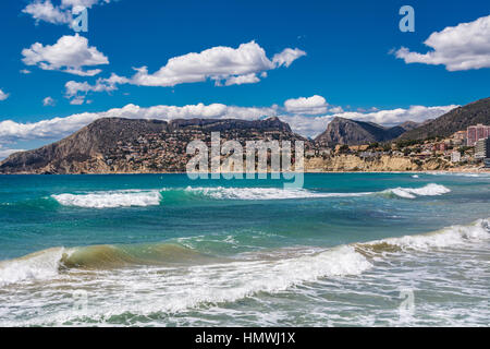 Calpe ist eine Küstenstadt in der Comarca Marina Alta, in der Provinz Alicante, Valencia, Spanien, direkt am Mittelmeer. Stockfoto