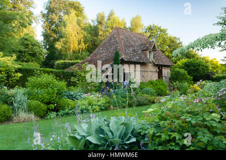 Jardins du pays d ' Auge (Erwähnung Obligatoire Dans la Légende Ou le Crédit Photo): le petit Musée de l'outil Dans la Maison. Stockfoto