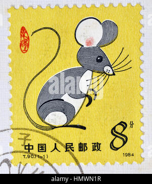 CHINA - CIRCA 1984: Eine Briefmarke gedruckt in China zeigt T90 Jiazi Lunar New Year der Tierkreiszeichen Ratte Stempel. ca. 1984. Stockfoto