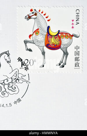 CHINA - CIRCA 2014: Eine Briefmarke gedruckt in China zeigt 2014-1 China New Year of Horse Tierkreis. ca. 2014. Stockfoto