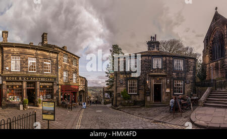 Der Hauptplatz in Haworth Heimat des Brontes. Stockfoto