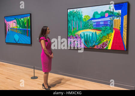 Tate Britain, London, UK. 6. Februar 2017. Lewis Kollektion Garden, 2015 - David Hockney, eine neue Retrospektive in der Tate Britain. Es umfasst mehr als 200 Werke und feiert Hockneys Leistungen in Malerei, Zeichnung, Druck, Fotografie und Video. Als er seinen 80. Geburtstag nähert, bietet diese Ausstellung eine noch nie dagewesene Übersicht über 60-Jahr-Karriere des Künstlers. Es läuft von 9 Feb bis 29. Mai 2017. 6. Februar 2017 London. Bildnachweis: Guy Bell/Alamy Live-Nachrichten Stockfoto