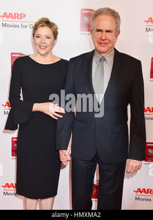 Los Angeles, USA. 6. Februar 2017. Annette Bening, Warren Beatty 260 Ankunft bei der 16. jährlichen AARP The Magazine Filme für Erwachsene Awards im Beverly Wilshire Four Seasons Hotel am 6. Februar 2017 in Beverly Hills, Credit: Gamma-USA/Alamy Live News Stockfoto