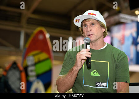 München, Deutschland. 7. Februar 2017. Robby Naish, US-amerikanischer Kitesurfen und Windsurfen Legende, Sport Berühmtheit und Unternehmer, in einem Interview auf der ISPO Winter-Sport-Messe in München. Stockfoto