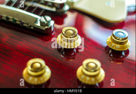 Gibson Les Paul Volume und Tone controlsl Stockfoto