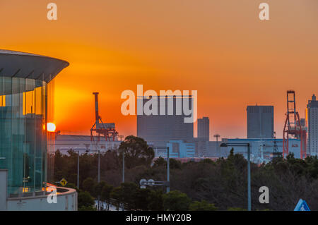 Dämmerung Sonnenuntergang über Odaiba Ansicht Stockfoto