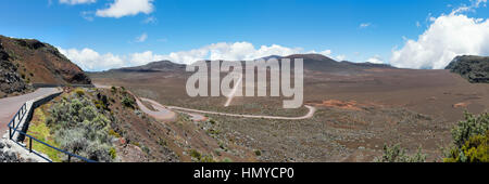 La Plaine des Sables: auf dem Weg zum the'piton De La Fournaise "Vulkan auf der Insel la Réunion, Indischer Ozean. Panorama-Blick Stockfoto