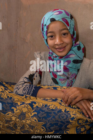 Marokko.  Junge Amazigh Berber Mädchen Ait Benhaddou Ksar, ein UNESCO-Welterbe. Stockfoto