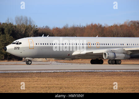 Manching/Deutschland Februar 10, 2015: Israel - Luftwaffe Boeing 707-3L6C landet auf dem Flughafen Manching. Stockfoto