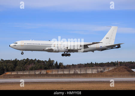 Manching/Deutschland Februar 10, 2015: Israel - Luftwaffe Boeing 707-3L6C landet auf dem Flughafen Manching. Stockfoto