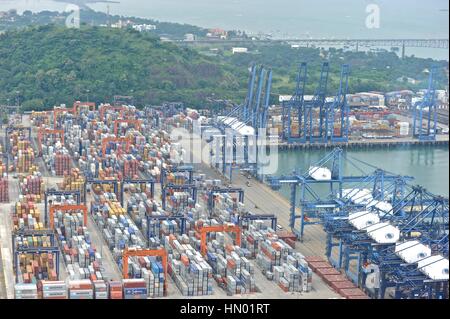 Der Hafen von Balboa, betrieben von Panama Ports Company (PPC) - Panama-Tochtergesellschaft der HPH-Gruppe. Stockfoto