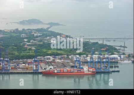 Der Hafen von Balboa, betrieben von Panama Ports Company (PPC) - Panama-Tochtergesellschaft der HPH-Gruppe. Stockfoto