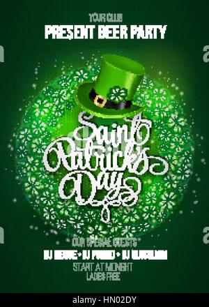 St. Patricks Day Einladung Kartendesign mit Schatz der Kobold auf grünem Hintergrund jedoch unscharf. Kalligraphische Schrift Inschrift glücklich St. Patricks Day. Vektor-Illustration. Stock Vektor