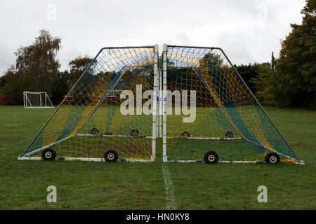 Fahrbare Fußball Torpfosten Stockfoto