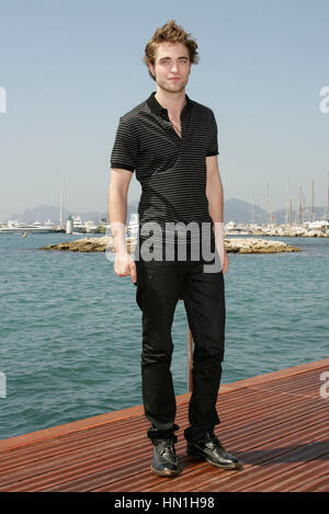 Robert Pattinson besucht ein Fototermin bei den 62. Internationalen Filmfestspielen am 19. Mai 2009 in Cannes, Frankreich. Foto von Francis Specker Stockfoto