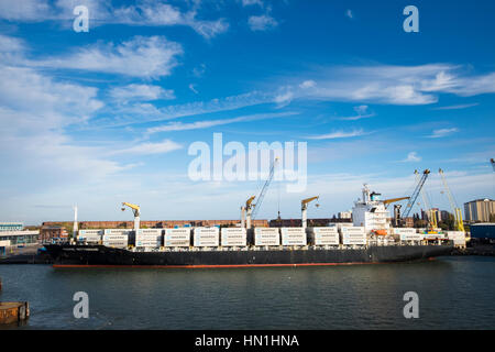 Containerschiff Maersk Nottingham geladen im Dock im Hafen von Portsmouth Stockfoto