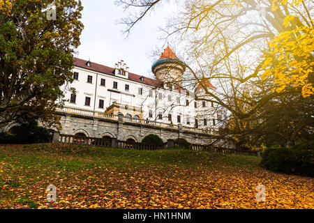 Schloss Konopiste in Tschechien im Herbst, Tschechische Republik Stockfoto