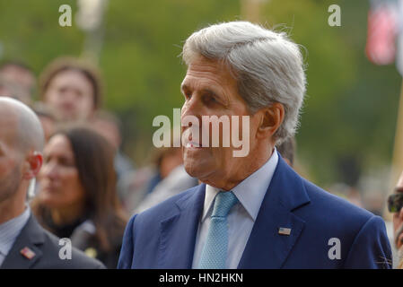Buenos Aires, Argentinien - 4. August 2016: United States Secretary Of State John Kerry während seines Besuchs am Plaza San Martin. Stockfoto