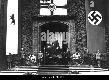 Hindenburgs Beerdigung am Berliner Rathaus August 1934 Deutschland Brüssel. Musée De La guerre Stockfoto