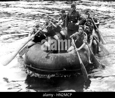 Hitler-Jugend trainieren um 1934 Deutschland Stockfoto