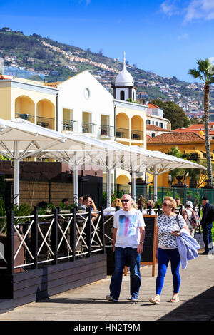 Strandpromenade promenade Café, Funchal, Madeira Stockfoto