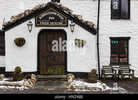 Das Kirkstone Inn, Kirkstone Pass in der Nähe von Ambleside, Lake District, Cumbria Stockfoto