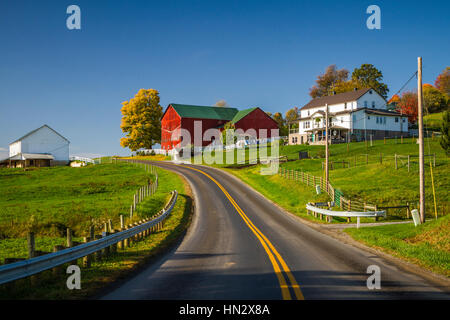 Eine große Amish-Farm-Heim in der Nähe von Berlin, Ohio, USA. Stockfoto