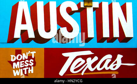 Austin, Texas - 19. Juli 2015: Dont Mess mit Texas Wandbild an der Wand dargestellt in Austin, Texas, USA. Stockfoto