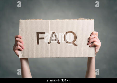 FAQ - häufig gestellte Fragen-Text auf Pappe statt Stockfoto