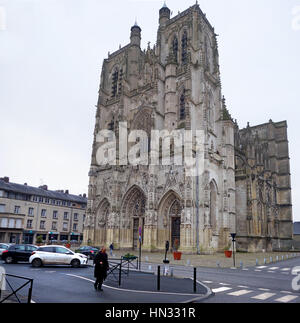 Die Stiftskirche Saint-Vulfran in Abbeville Nordfrankreich Stockfoto