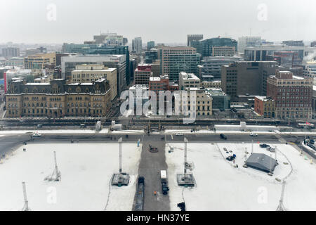 Ottawa, Kanada - 25. Dezember 2016: Skyline von Ottawa aus dem Frieden Turm auf dem Parlamentshügel, Kanada. Stockfoto