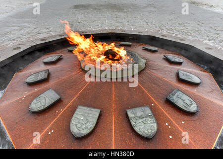 Die Centennial Flamme am Parliament Hill in Ottawa, Ontario, Kanada, erinnert an Kanadas 100. Jahrestag als ein Zusammenschluss. Stockfoto