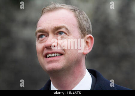 London UK 8. Februar 2017. Liberaldemokratische Partei Führer Tim Farron. Politiker aus verschiedenen Parteien werden von den Medien vor der endgültigen Austritt Abstimmung im Parlament grünes Licht, an die britische Regierung Trigger Artikel 50 zur Aufnahme von Verhandlungen geben würde über das Verlassen der Europäischen Union Credit interviewt: Amer Ghazzal/Alamy Live-Nachrichten Stockfoto