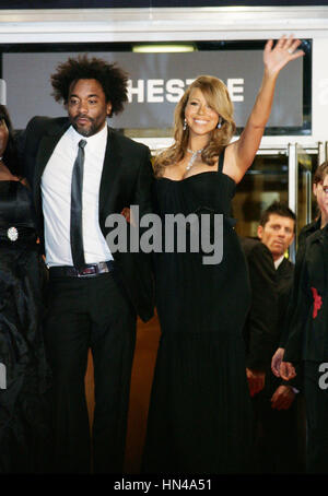 Schauspielerin Mariah Carey und Regisseur Lee Daniels kommt für die Premiere für den Film "Precious" bei den 62. Filmfestspielen von Cannes am 15. Mai 2009 in Cannes, Frankreich. Foto von Francis Specker Stockfoto