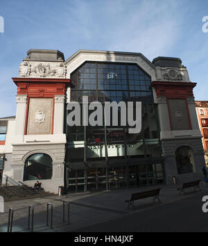 Bilbao, Spanien: Mercado De La Ribera, Ribera Markt, der größte überdachte Markt in Europa, auf dem rechten Ufer des Flusses Nervión, neben der Altstadt Stockfoto