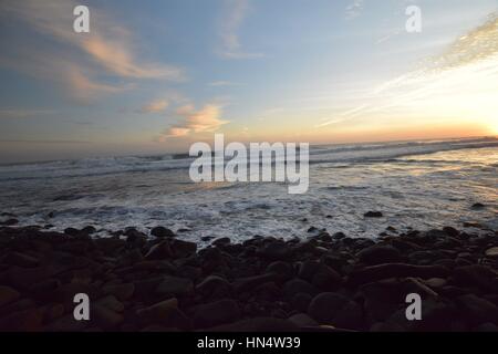 Sie sehen die Entwicklung der Sonnenaufgang im Pololu Valley, Hawaii Stockfoto