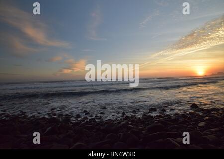 Sie sehen die Entwicklung der Sonnenaufgang im Pololu Valley, Hawaii Stockfoto