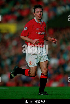 BRIAN MCCLAIR MANCHESTER UNITED FC 27. September 1992 Stockfoto