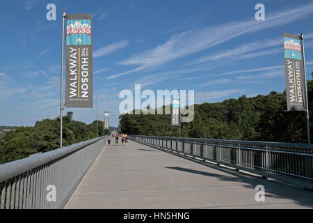 Blick entlang der Gang über den Hudson in Poughkeepsie, New York, Vereinigte Staaten von Amerika. Stockfoto