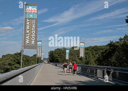 Blick entlang der Gang über den Hudson in Poughkeepsie, New York, Vereinigte Staaten von Amerika. Stockfoto