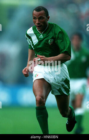 TERRY PHELAN EIRE & MANCHESTER CITY FC 12. September 1993 Stockfoto