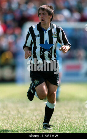 PETER BEARDSLEY NEWCASTLE UNITED FC 26. Juli 1993 Stockfoto