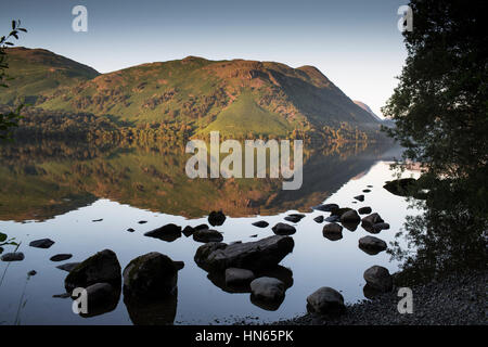 Juli 2016 Ullswater, Cumbria - den Ullswater Weg in Cumbria Stockfoto