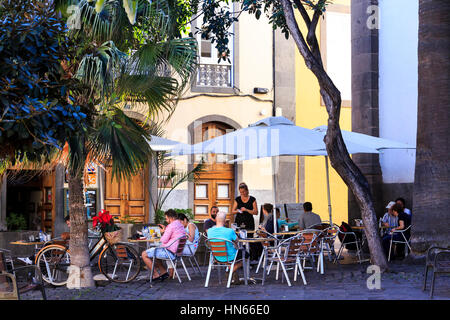 Sommer-Freiluft-Café, die Altstadt Vegueta, Las Palmas de Gran Canaria, Gran Canaria, Kanarische Inseln Stockfoto