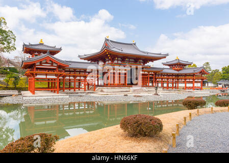 Berühmte Byodo-in buddhistischer Tempel, ein UNESCO-Weltkulturerbe. Phoenix-Halle Gebäude. Stockfoto